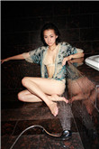 欧美极品少妇XXXOOO图片